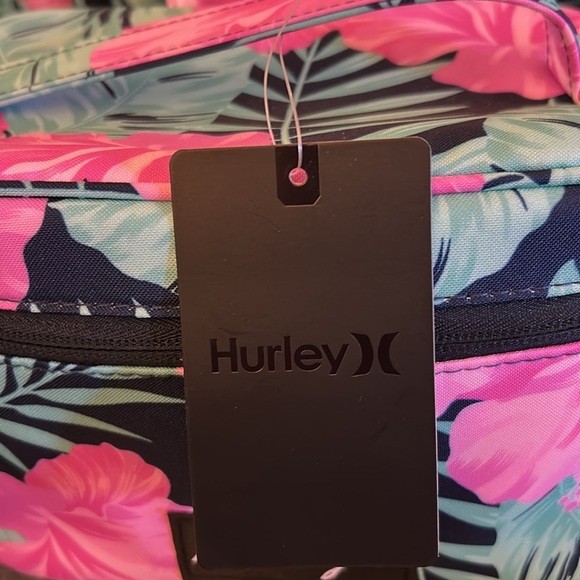 Hurley Floral Traveling Bag - Picture 4 of 4